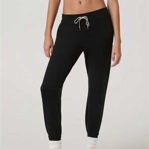 Vuori Black Joggers with Cream Drawstring